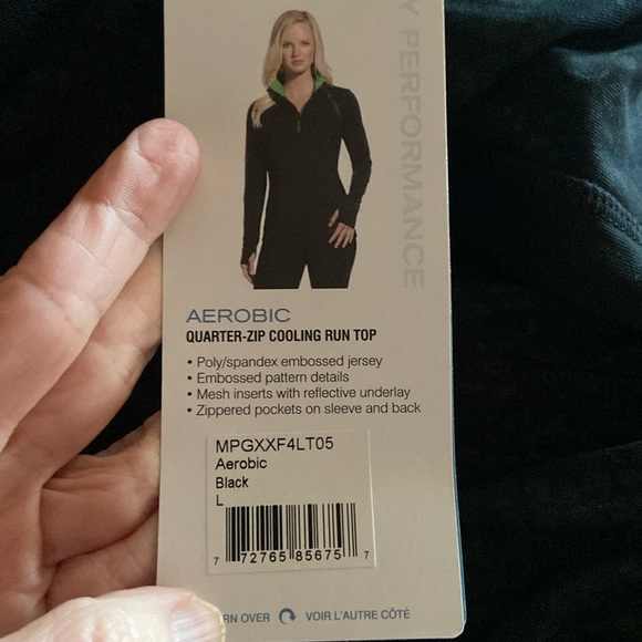 MPG NWT Mondetta Reflective Quarter Zip Cooling Running Top - Picture 11 of 16